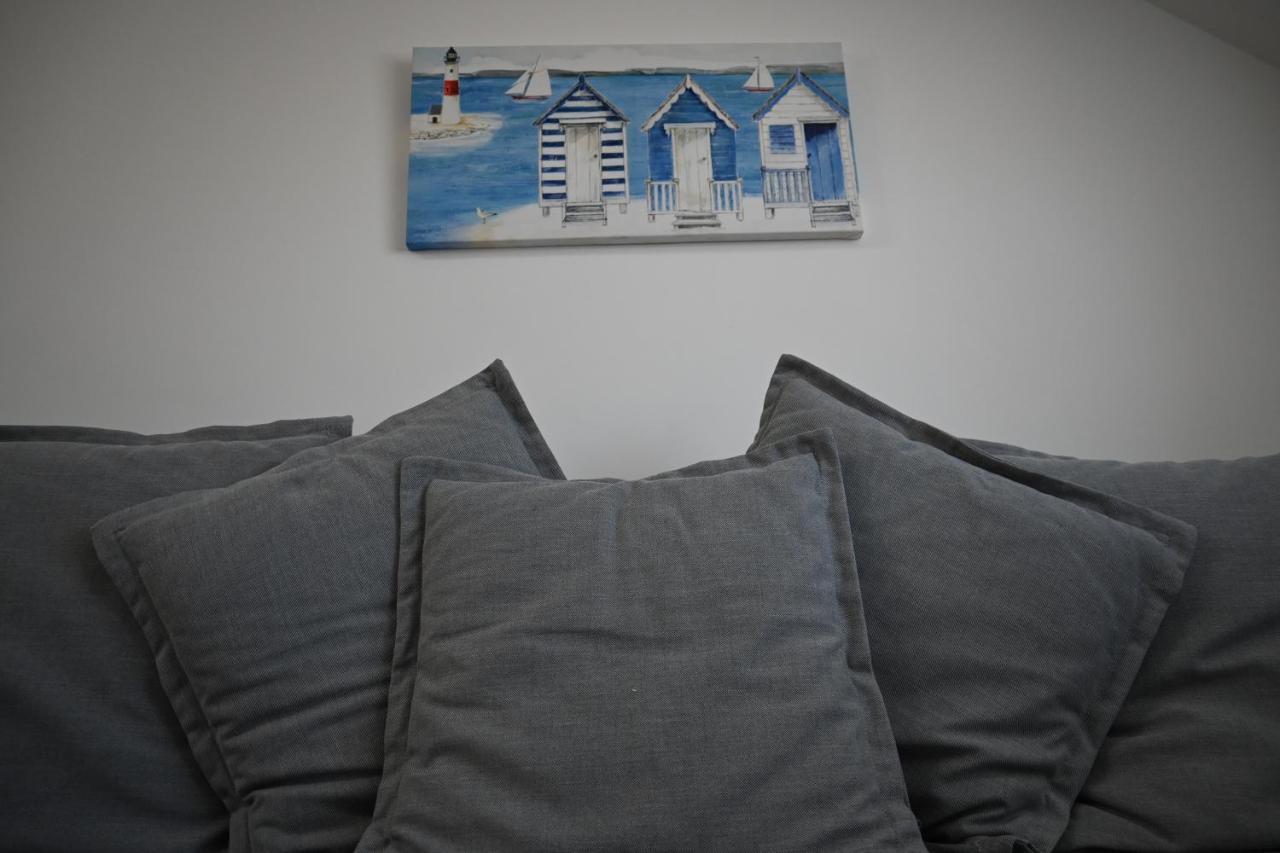 Apartment No. 8, 1 Bed, Sleeps 4 Ексмут Екстериор снимка
